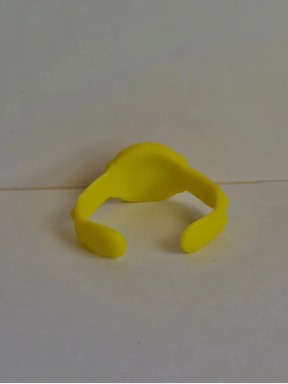 Lizzie McGuire Disney McDonalds Girls Bracelet Plastic Y2K Retro Early 2000s
